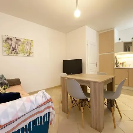 Apartment Bel A Les Bains *