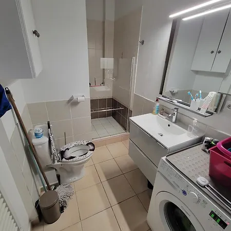 Bel A Les Bains Apartment