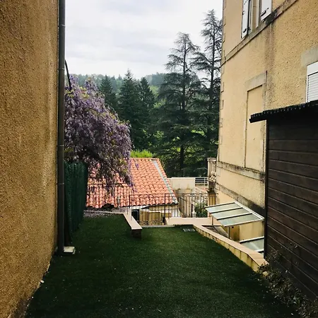 Bel A Les Bains Apartment